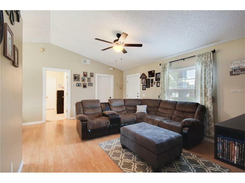 Property Photo:  2510 E Juliet Drive  FL 32738 