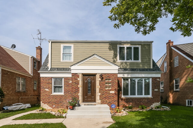 Property Photo: 3332 Pioneer Avenue IL 60634