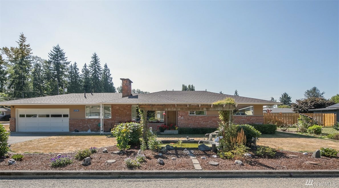 Property Photo:  21734 Sterling Dr  WA 98284 