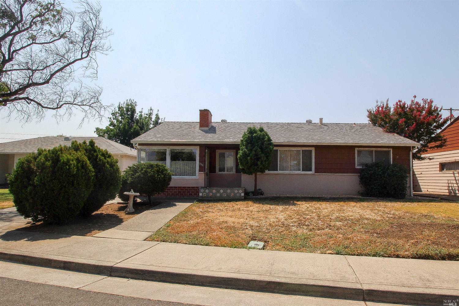 Property Photo:  225 Empire Place  CA 94533 