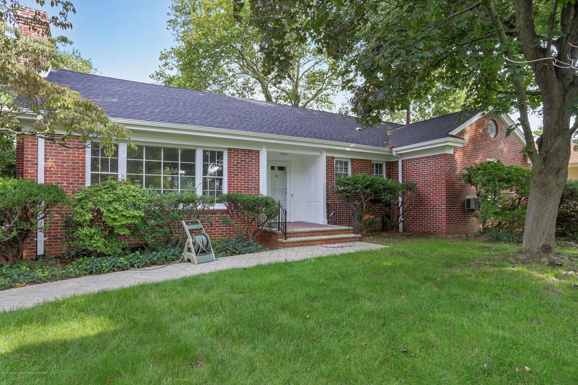 Property Photo:  52 Patton Drive  NJ 08816 
