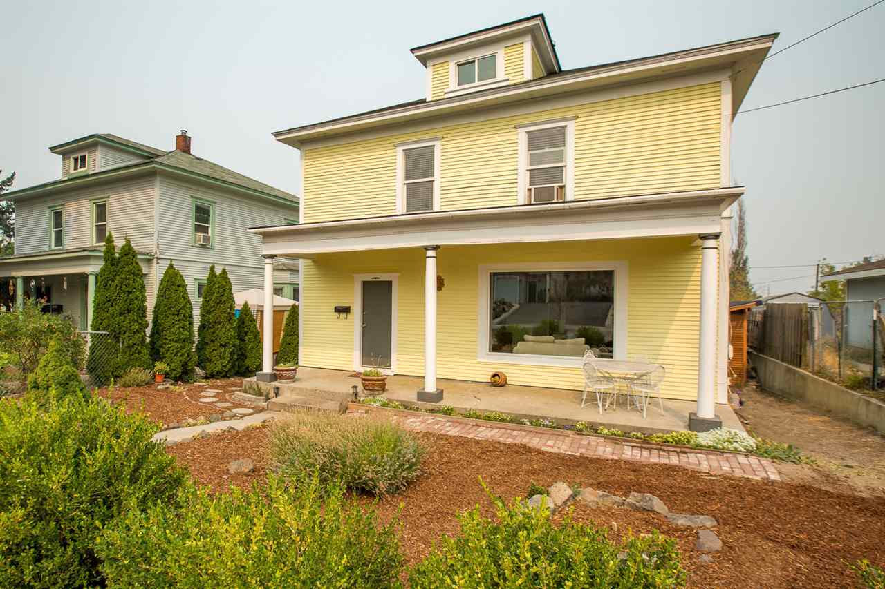 Property Photo: 959 E Hartson St WA 99202