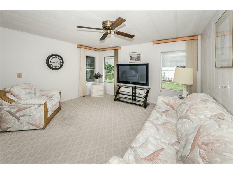 Property Photo:  3030 Buckner Court  FL 34690 