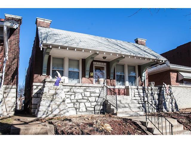 Property Photo: 4935 Lisette Avenue MO 63109