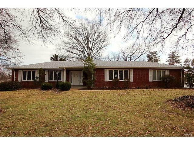 Property Photo: 10416 Wisteria Lane MO 63126