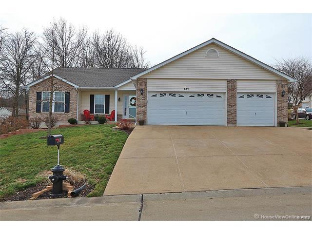 Property Photo: 207 Silica Drive 63028