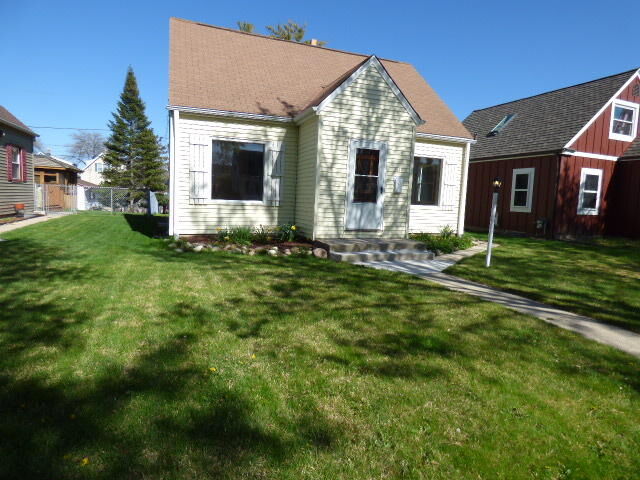 Property Photo:  3144 S Burrell St  WI 53207 