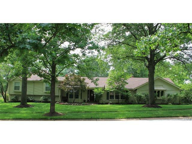 333 Falaise Drive  Creve Coeur  63141 photo
