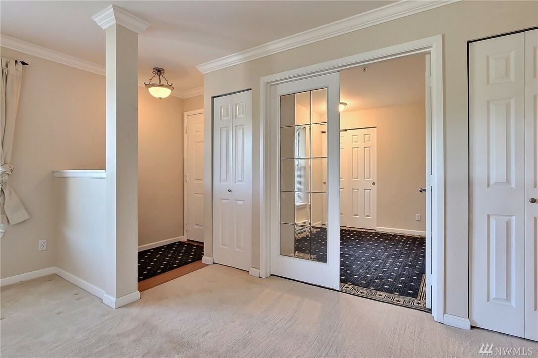 Property Photo: 33020 10th Ave SW N302 WA 98023