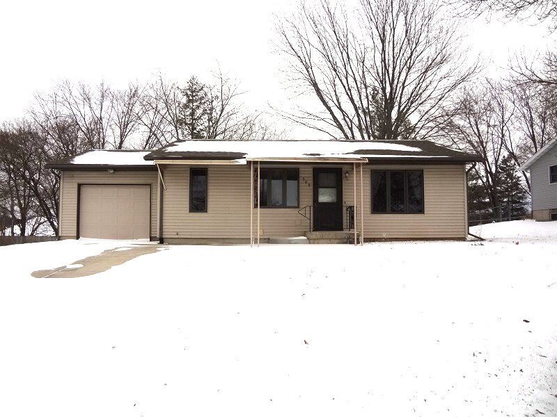 Property Photo:  508 Center St  WI 53531 