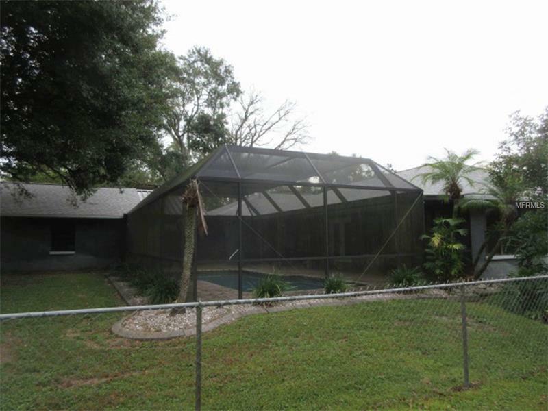 Property Photo: 4206 Thonotosassa Road FL 33565