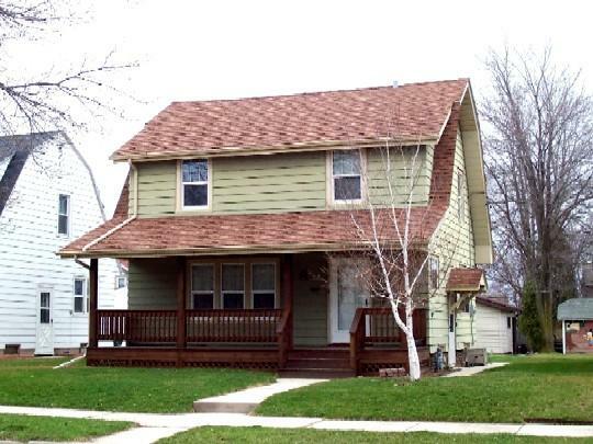 Property Photo:  1907 N 21st St  WI 53081 