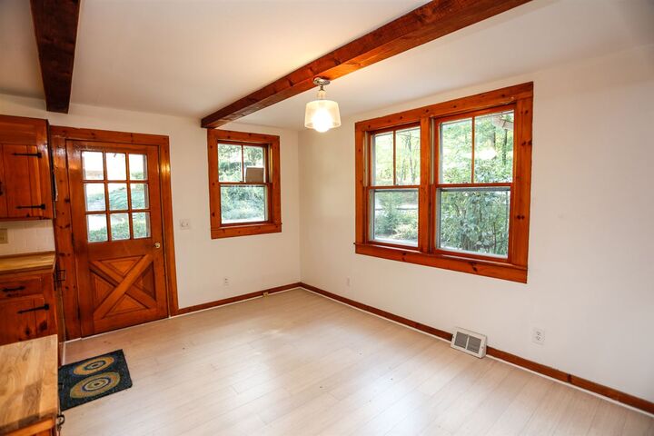 Property Photo:  10 Shore Drive  NH 03054 