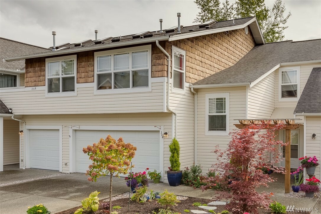 Property Photo:  7318 Centerville Ct 304  WA 98292 