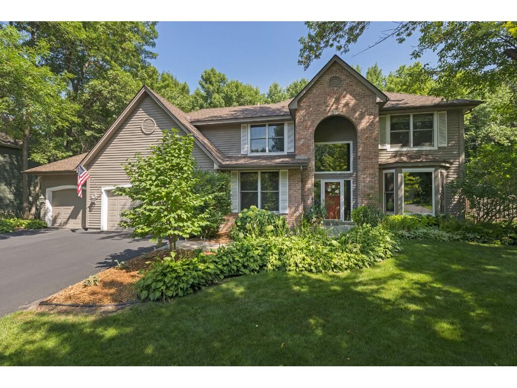 Property Photo:  26110 Oak Leaf Trail  MN 55331