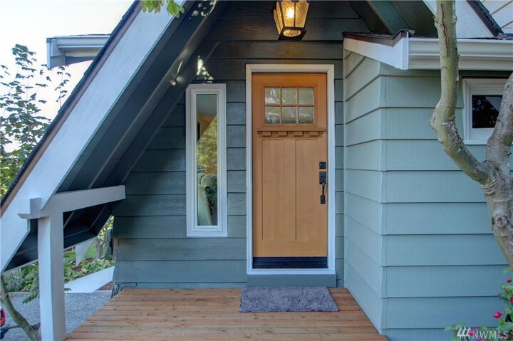 Property Photo:  2730 216th St SW  WA 98036 