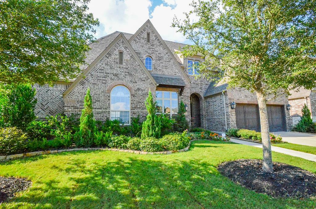 Property Photo: 17230 Endel Way TX 77407