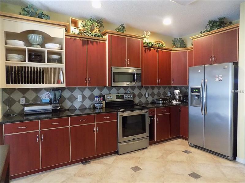 Property Photo:  1592 Silk Tree Circle  FL 32773 