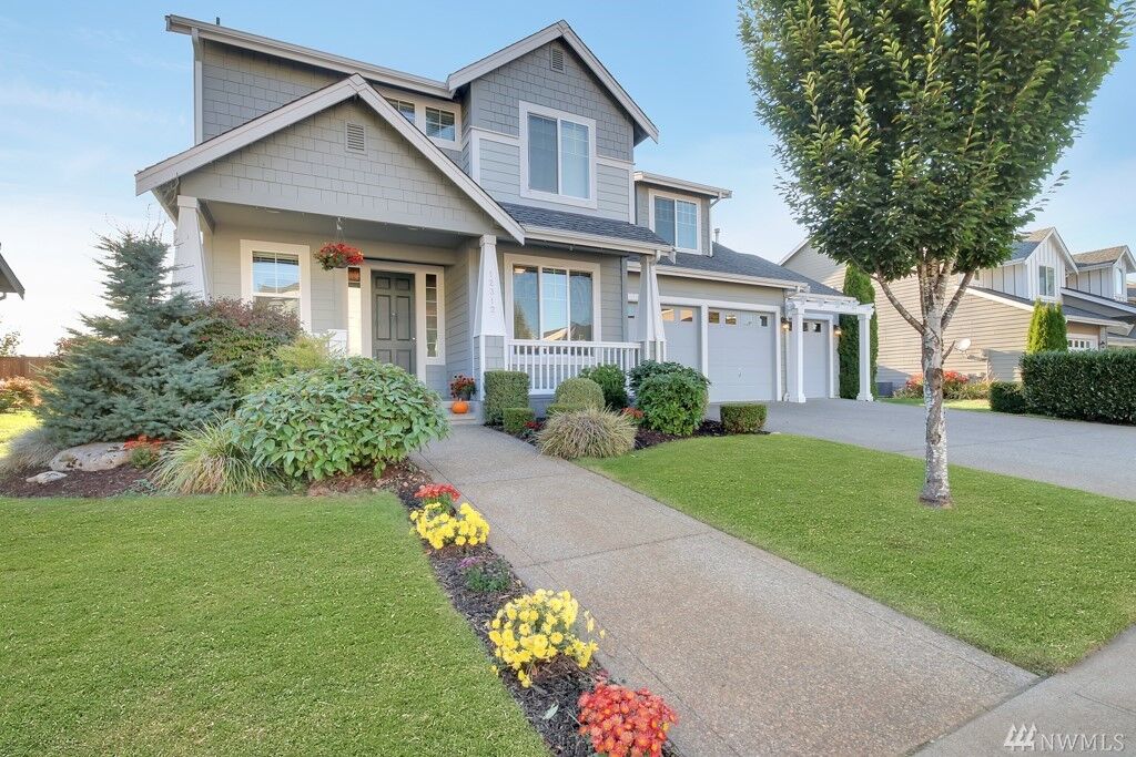 Property Photo: 12312 182nd Ave E WA 98391