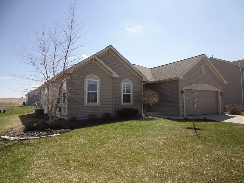Property Photo:  322 Stonefield Dr  WI 53551 