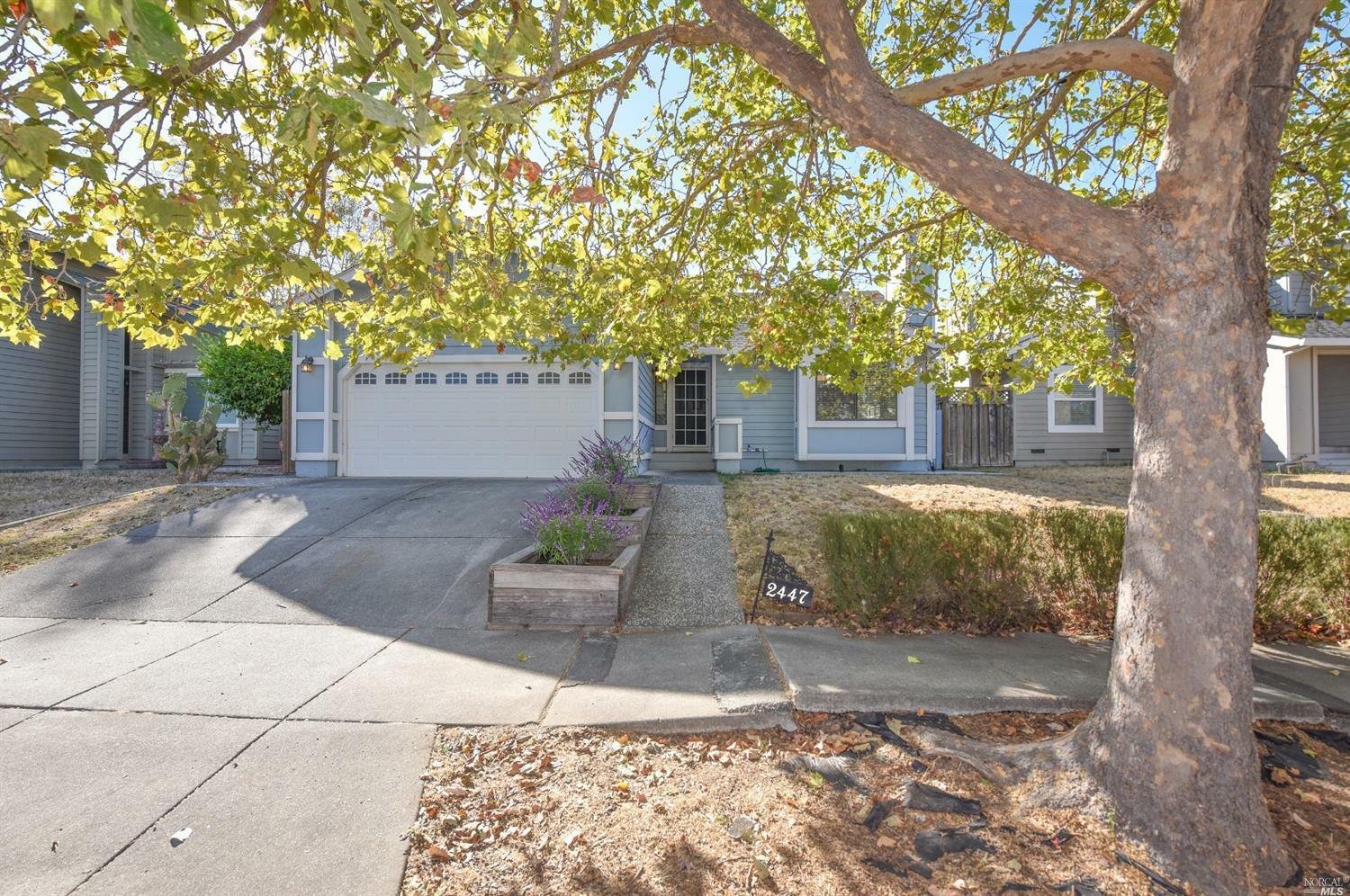 Property Photo:  2447 Pinercrest Drive  CA 95403 