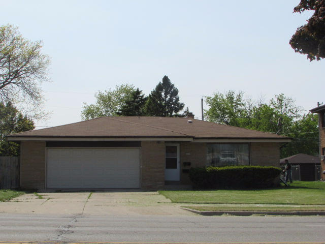 Property Photo: 5049 S 13th St WI 53221