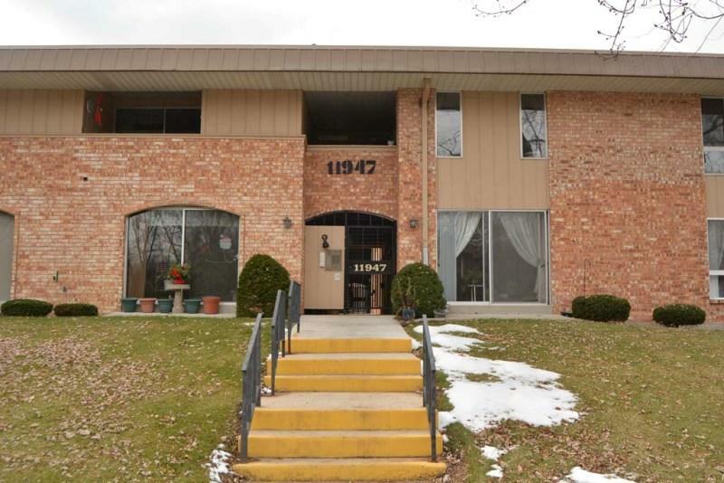 Property Photo:  11947 W Appleton Ave 10  WI 53224-4916 