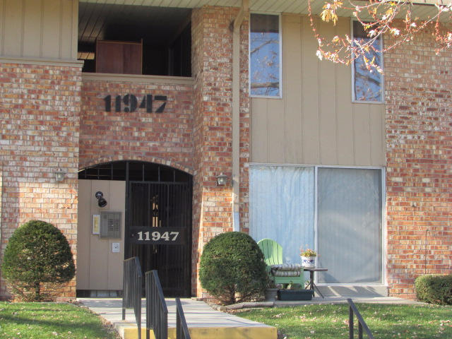 Property Photo:  11947 W Appleton Ave 4  WI 53224-4915 