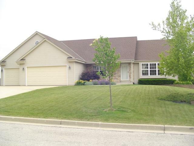 Property Photo:  6621 S 47th St  WI 53132-8395 