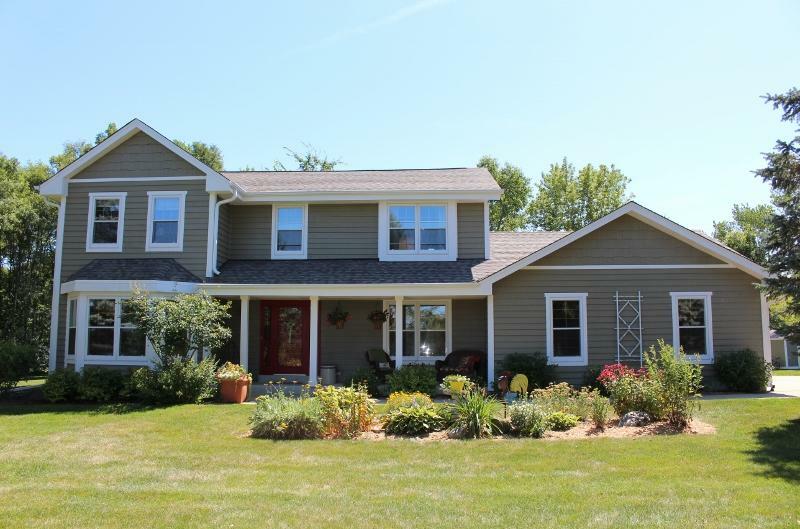 Property Photo:  8549 W Highland Rd  WI 53097 