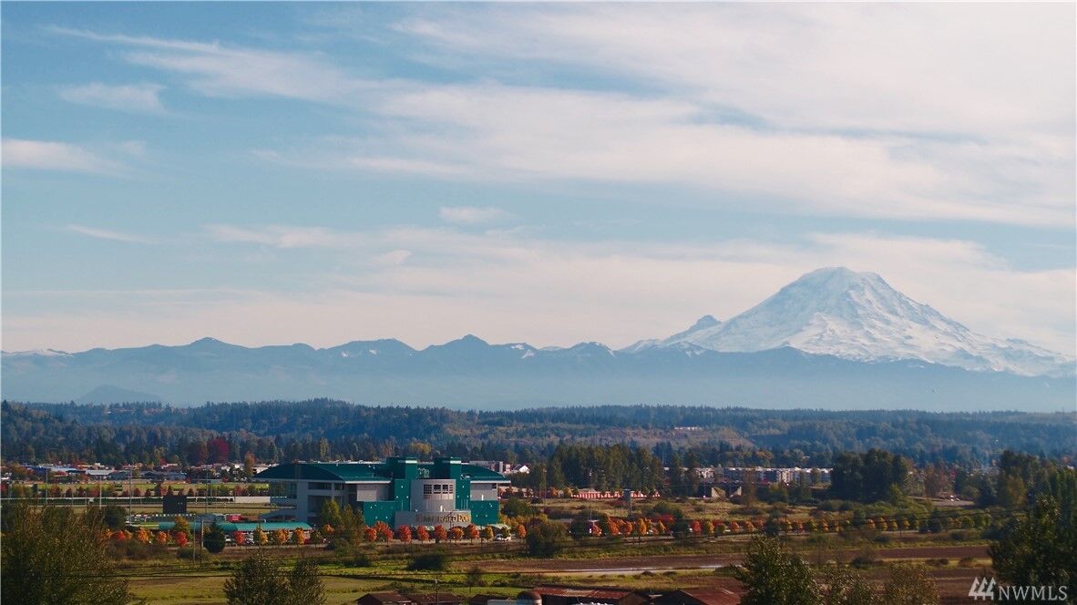 Property Photo:  3205 West Valley Hwy N  WA 98001 