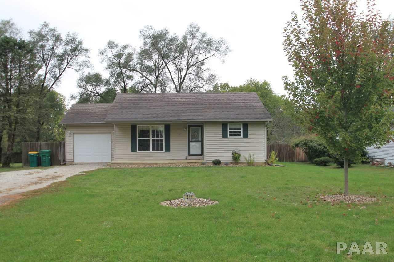 Property Photo:  211 Garden  IL 61611 