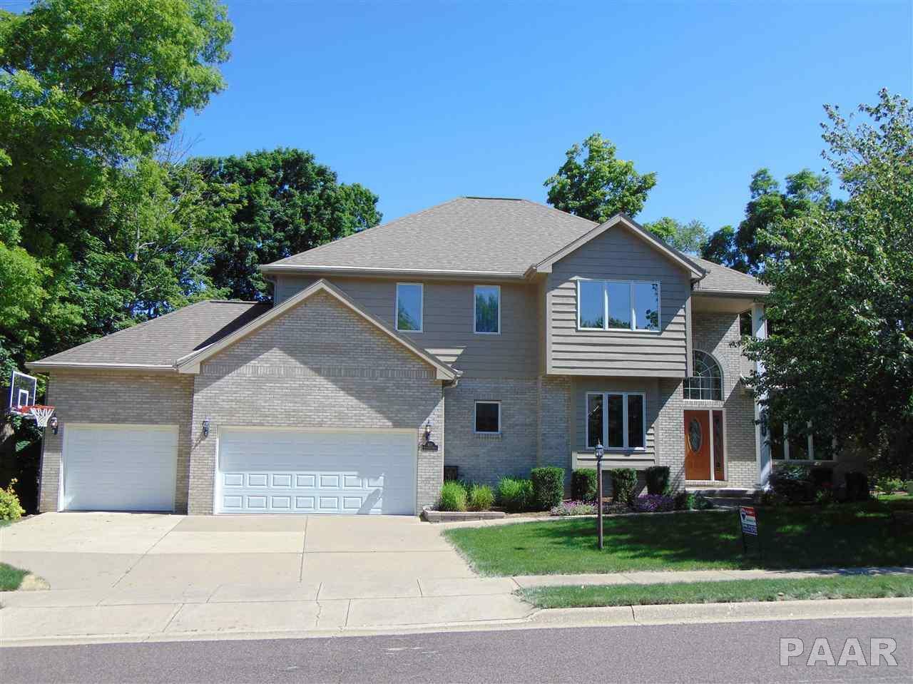 Property Photo:  801 W Scottwood  IL 61615 