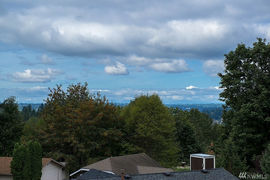 Property Photo:  10325 113th Ct NE  WA 98033 