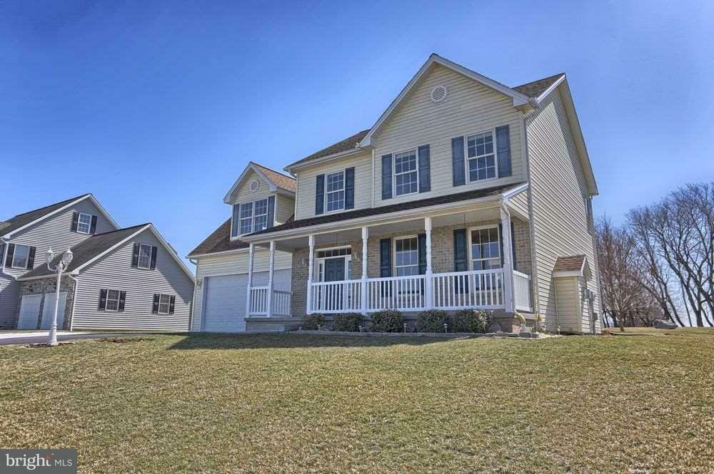 Property Photo:  411 Woodlawn Lane  PA 17015 