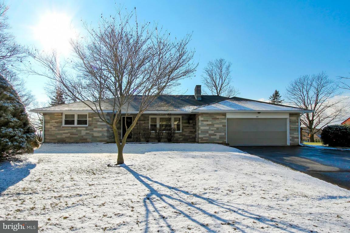 Property Photo: 1208 Lebanon Road PA 17545