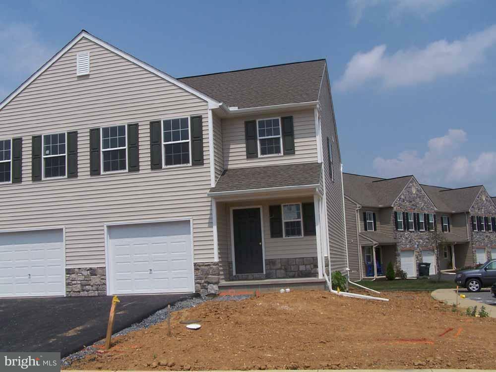Property Photo: 231 S Village Circle 177 PA 17078