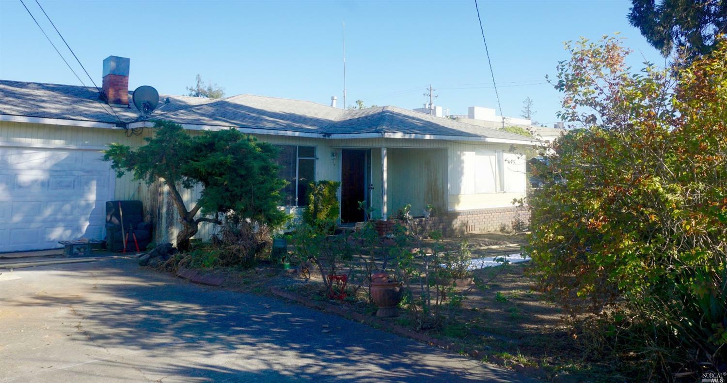 Property Photo:  1680 Corby Avenue  CA 95407 