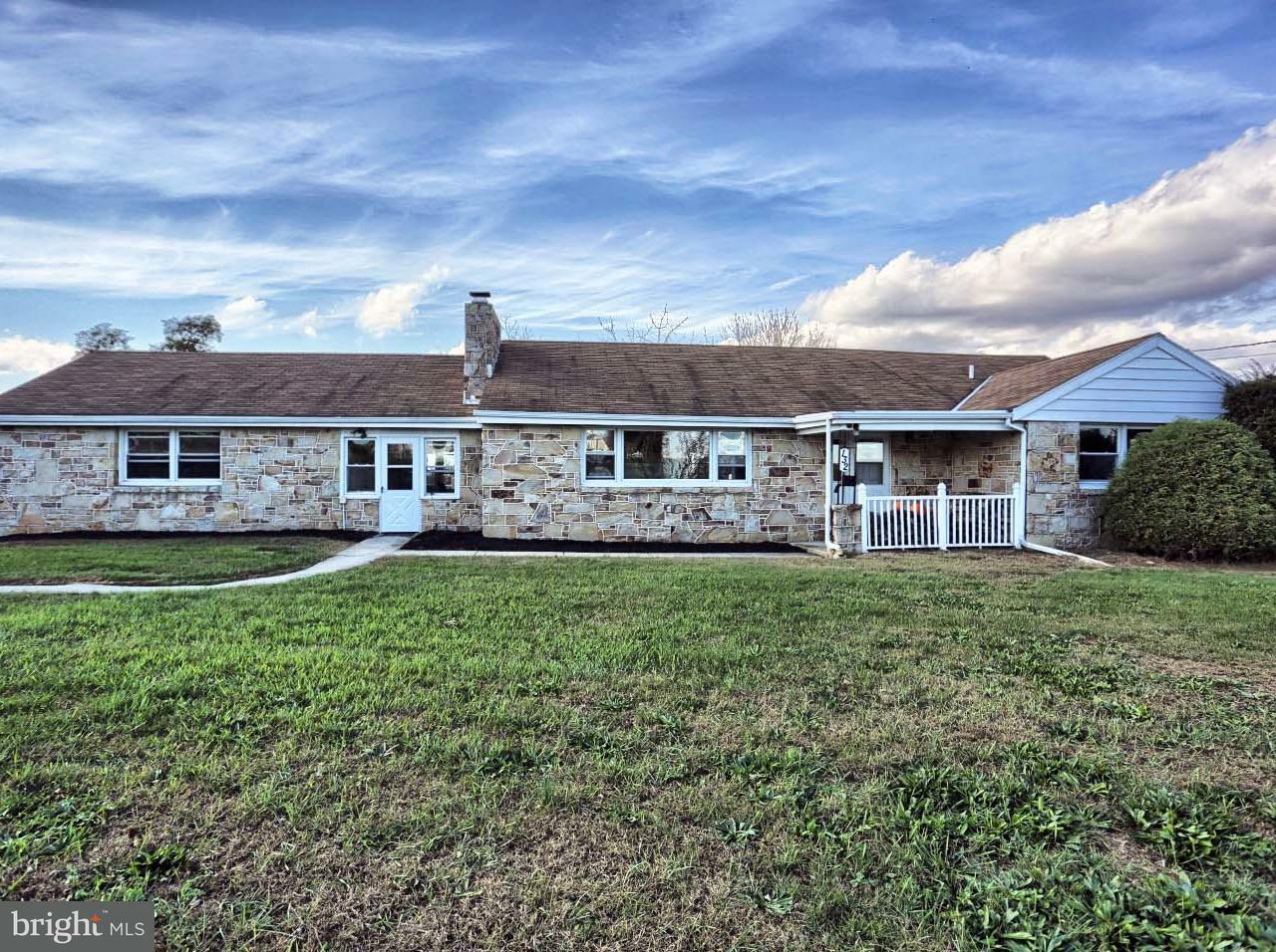 Property Photo:  132 N Middlesex Road  PA 17013 