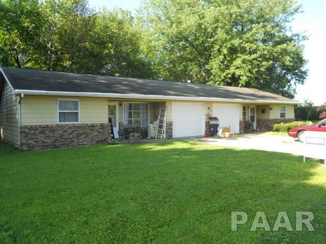 Property Photo:  223/225 Maplewood  IL 61525 