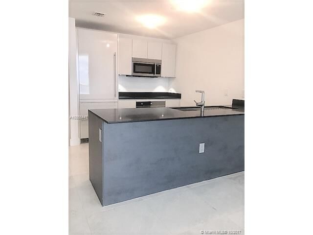 Property Photo:  1010 Brickell 2302  FL 33131 
