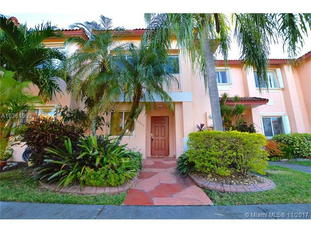 Property Photo: 20807 NW 3rd Ct 20807 FL 33029