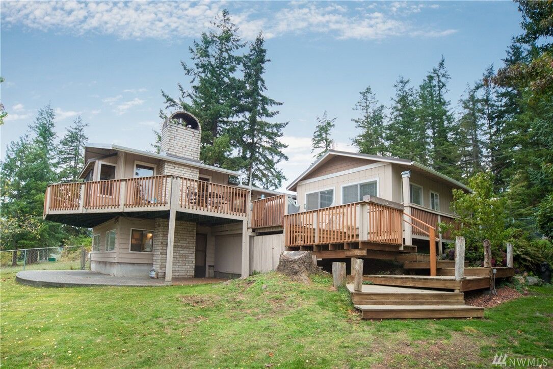 Property Photo: 256 Loch Lane WA 98282