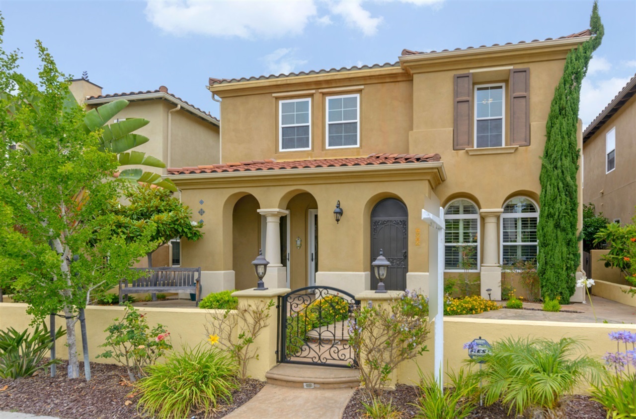 2986 W Porter Road  San Diego CA 92106 photo