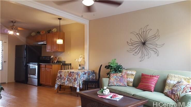 Property Photo:  98-1276C Hoohiki Place 79  HI 96782 