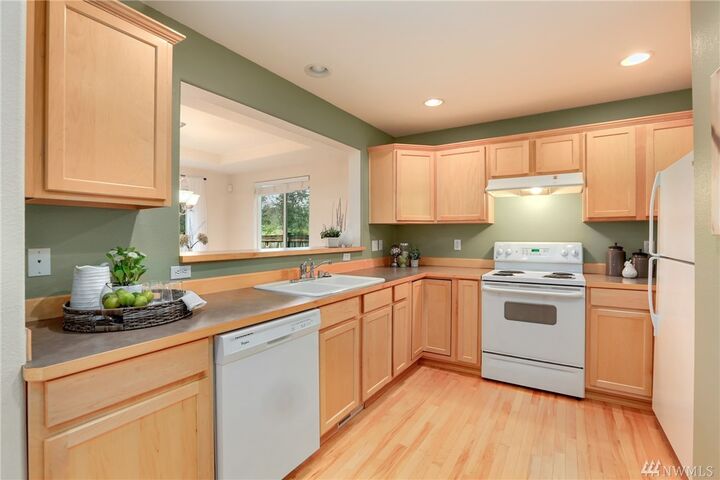 Property Photo: 18632 10th Ave SE 10 WA 98012
