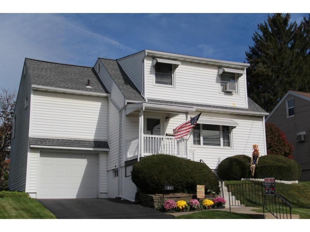 Property Photo:  21 Ardsley  NY 13904 