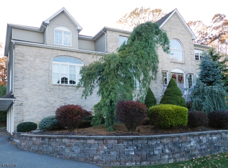 Property Photo: 121 Seasons Glen Dr NJ 07950