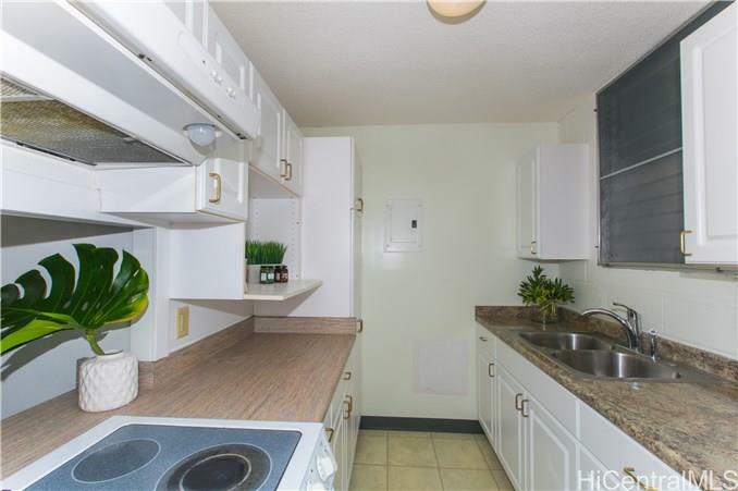 Property Photo:  1215 Alexander Street 203  HI 96826 