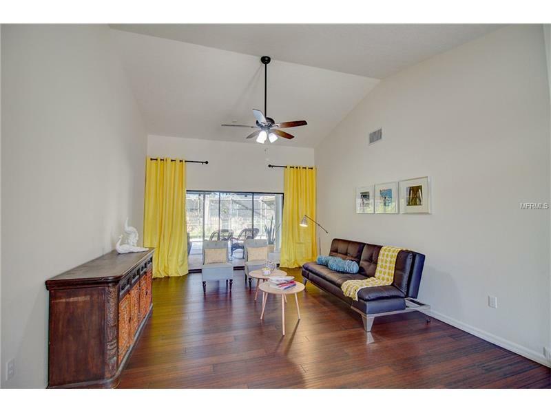 Property Photo: 1087 Hoover Circle FL 34275